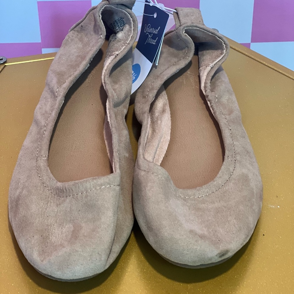 Women's Tan Ballet Flats